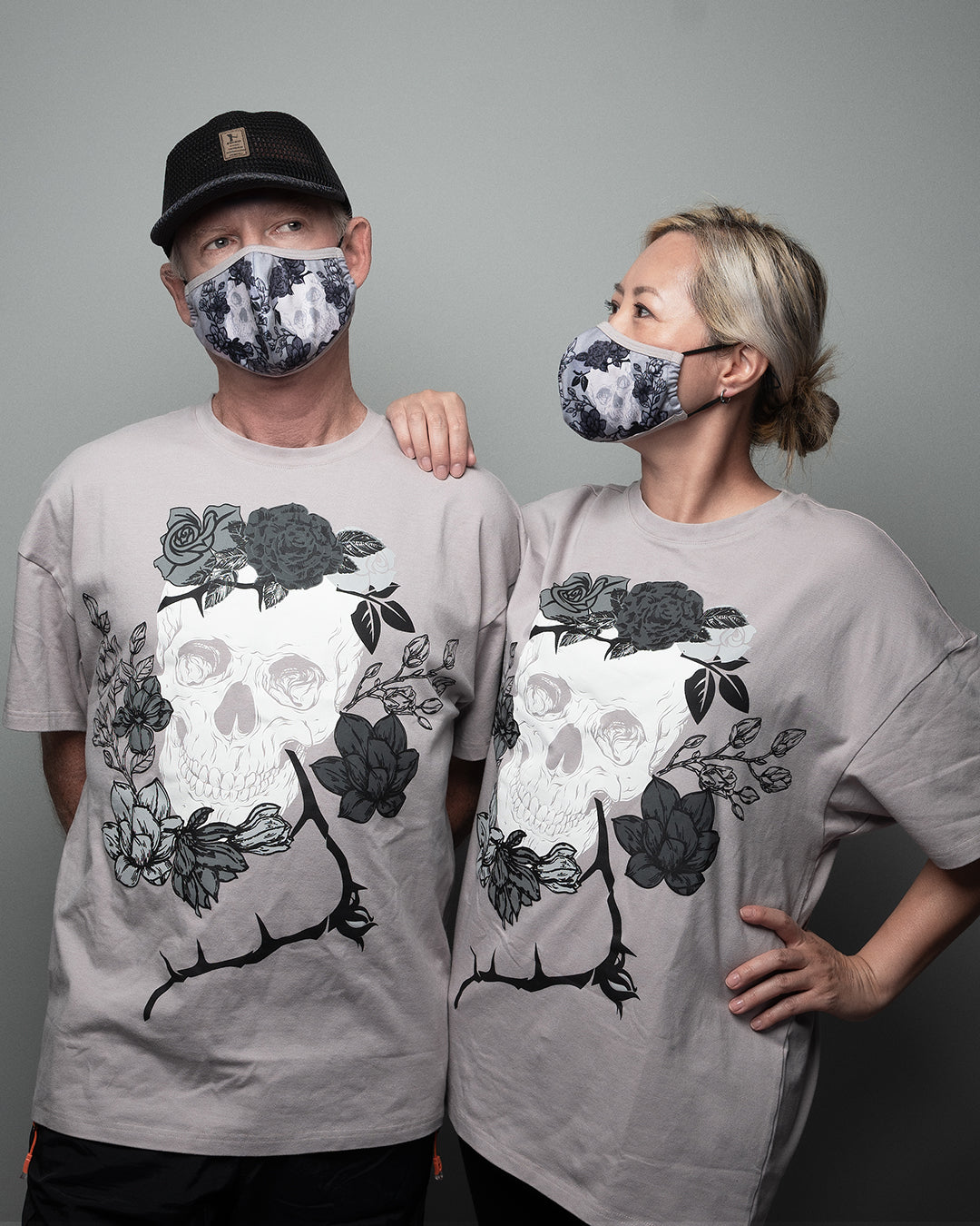 Unisex Skull and rose printed Tee shirt